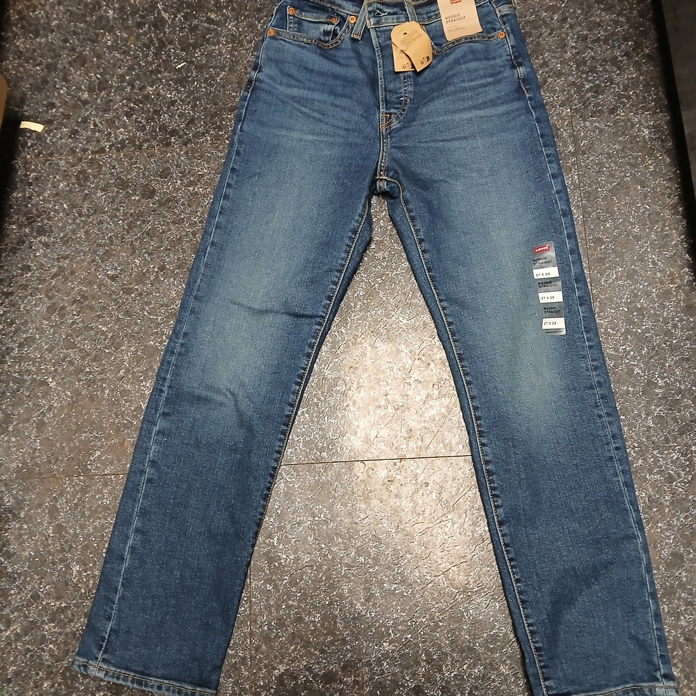 Levi's Women's Straight Leg Blue Jeans